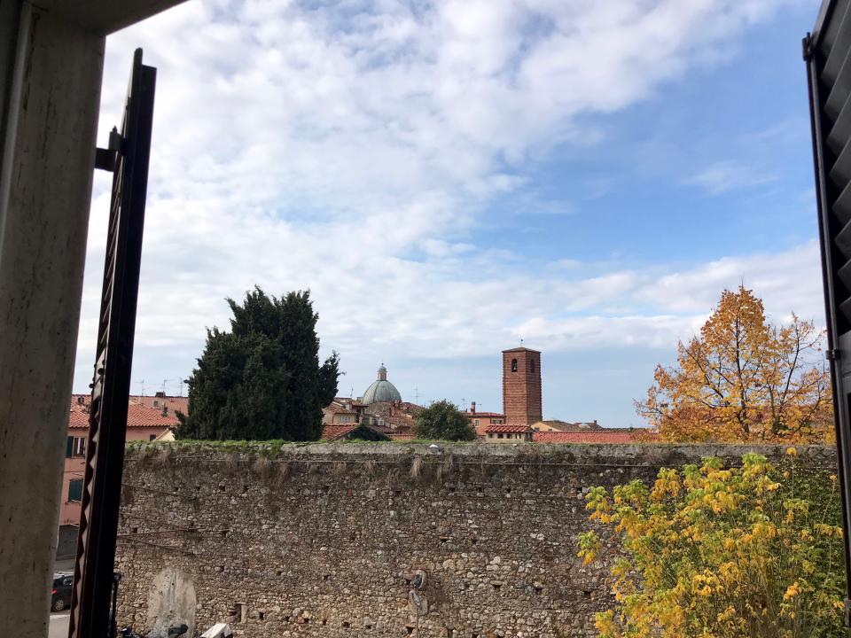 Loft con terrazza, veduta dalla finestra